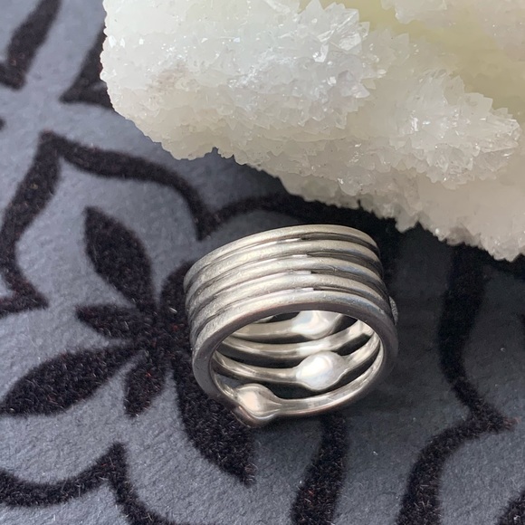 925 Sterling Silver Ring - Picture 7 of 7